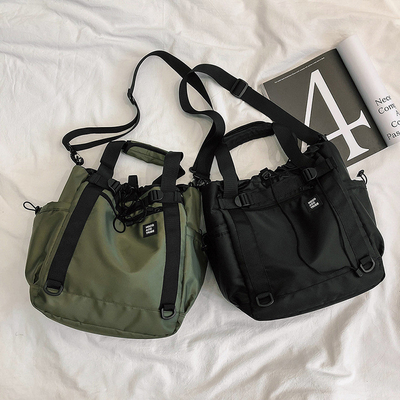 Bolsa de viagem de um ombro de tela de seda impressa para design elegante e aniversário do funcionário
