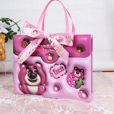 Cartoon Único Urso de Morango Crianças Felizes Bebê Souvenir Ideal para Colecionadores
