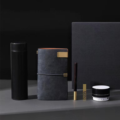 Hotéis e Resorts Necessidades Display de temperatura Thermos Mug Bloco de notas Bluetooth Porta-vozes Caneta de madeira