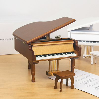 Caixinha de música de piano de madeira impressa com tela de seda Ideal para favores de casamento Presentes de festa nupcial