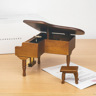 Caixinha de música de piano de madeira impressa com tela de seda Ideal para favores de casamento Presentes de festa nupcial