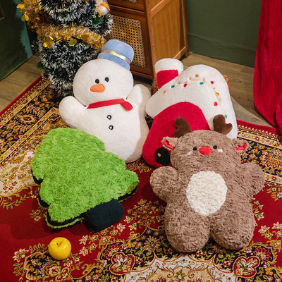 Almofada de árvore de Natal para a formatura com simulação de alce e desenho de boneco de neve