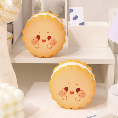 Alivio do Estresse Criativo Homem de Biscoito Suave Brinquedo Lento Rebote Creme Nugget Bolo para Funcionários