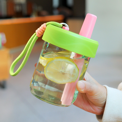 Relações com os ex-alunos / Reuniões de turma Versão coreana Cute Straw Cup com recurso anti-drop