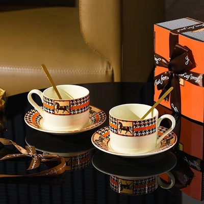 Copo de maquiagem de caixa de presente portátil impresso com tela de seda perfeito para promover o seu negócio