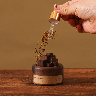 Aromaterapia personalizada com óleo essencial de madeira de fragrância expandida com impressão a cores
