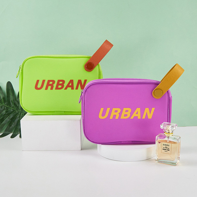 Saco de lavagem portátil de doces de verão para viagens Saco de armazenamento de maquiagem à prova d'água Logotipo do cliente
