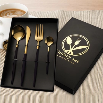 Alta Valor Estético Rust Steel Tableware Set de 4 Peças Color Printing Novidade Presentes