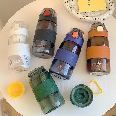 Garrafa de água fitness de 500 ml Desenho portátil e anti-caída Ótimo para atividades de empresa