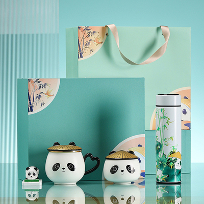 Promova o seu negócio com estilo Chengdu Panda Water Cup Souvenirs for Business Partners