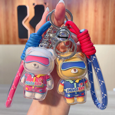 2 gráficos coloridos Impressão Cool Bear Keychain Keychain de boneca acrílica para produtos de escritório