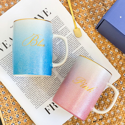 Faz o dia dela especial com este presente de caneca de cerâmica e toalha de urso no estilo criativo Ins