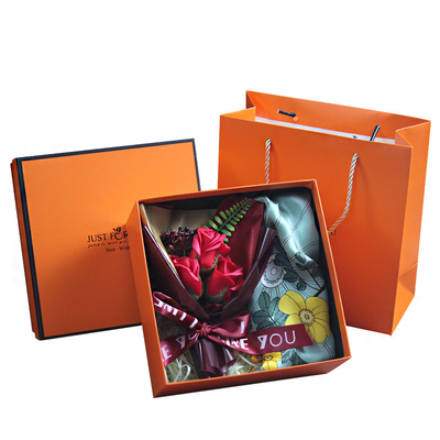 Conjunto de lembranças de lenço de seda colecionável presente ideal para o Dia da Mulher da agência de viagens