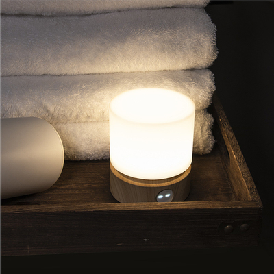 Lâmpada de mesa de LED sem passo HBK Luz cilíndrica USB Luz noturna para ocasião do ano