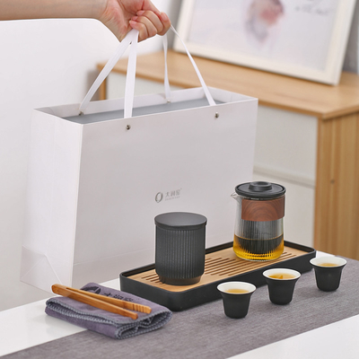 Experimente a simplicidade do nosso conjunto de chá de estilo minimalista europeu para promoções