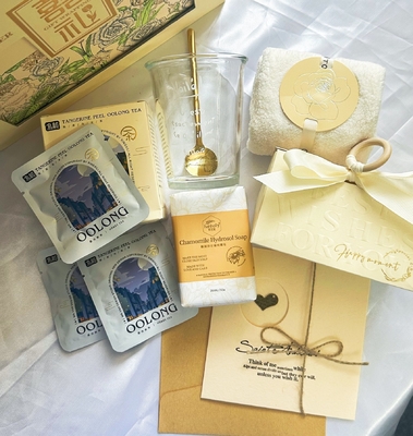 Conjunto personalizado de presentes de casamento Toalha Sabão Copo de Água Chá Oolong e Caixa Criativa de Doces