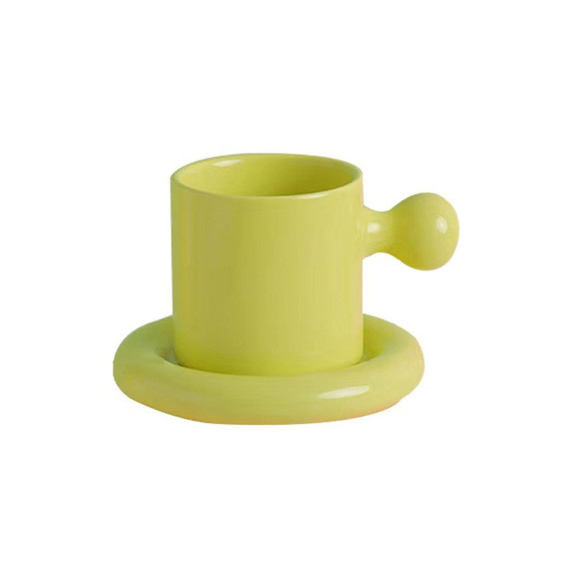 Exquisito conjunto de taças e pratos de ovos de caramelo para empregados da empresa